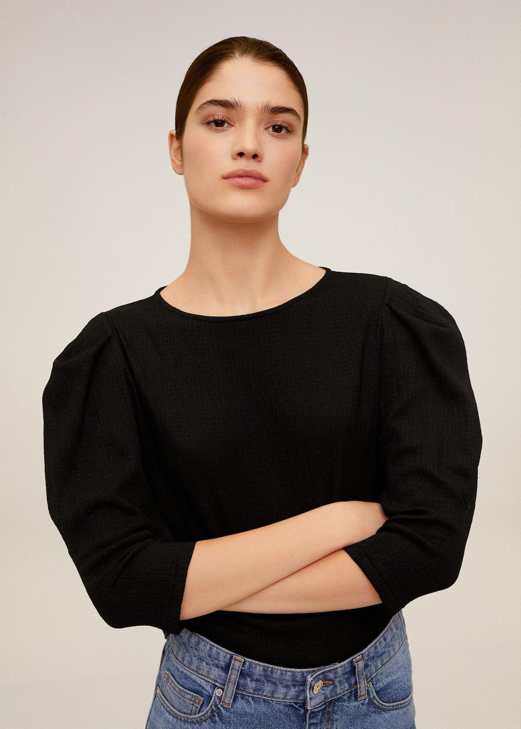 Puffed sleeves pleated t-shirt